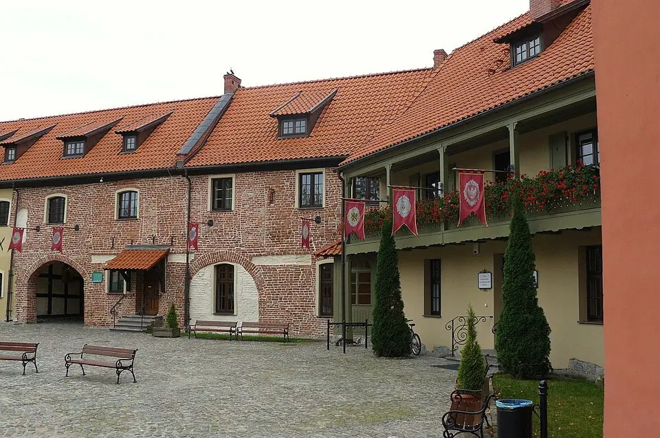 Klasztor norbertanek w Żukowie