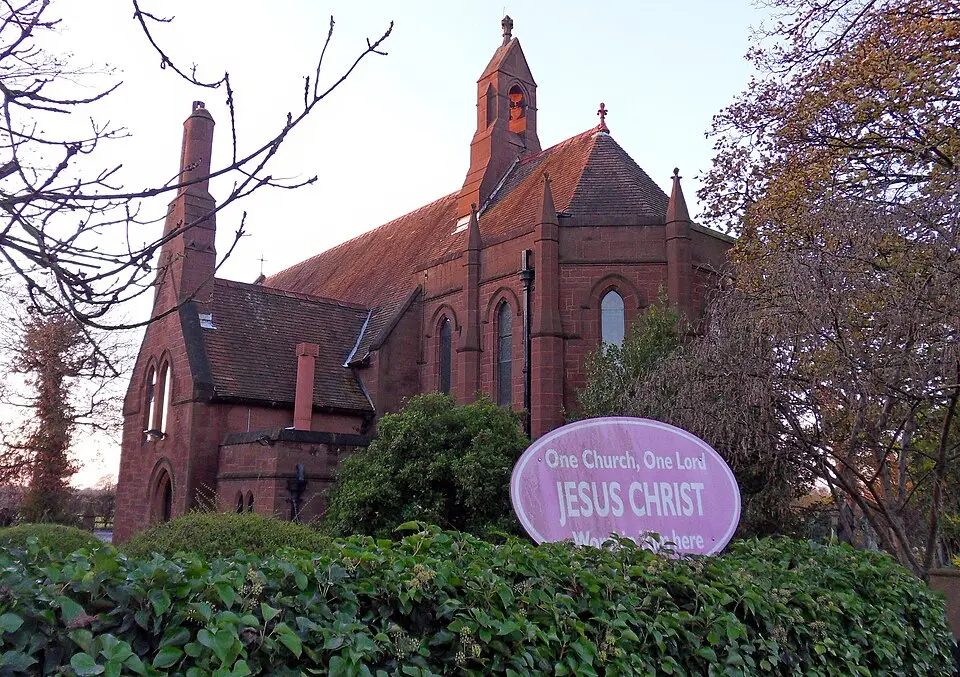 Image: J Scott · CC BY-SA 2.0 Church of St Mary of the Angels, Hooton
