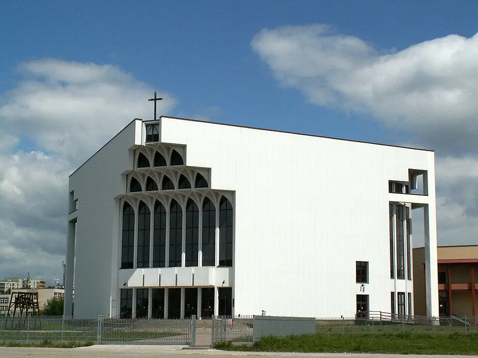 Kościół św. Brata Alberta w Krakowie (os. Dywizjonu 303)