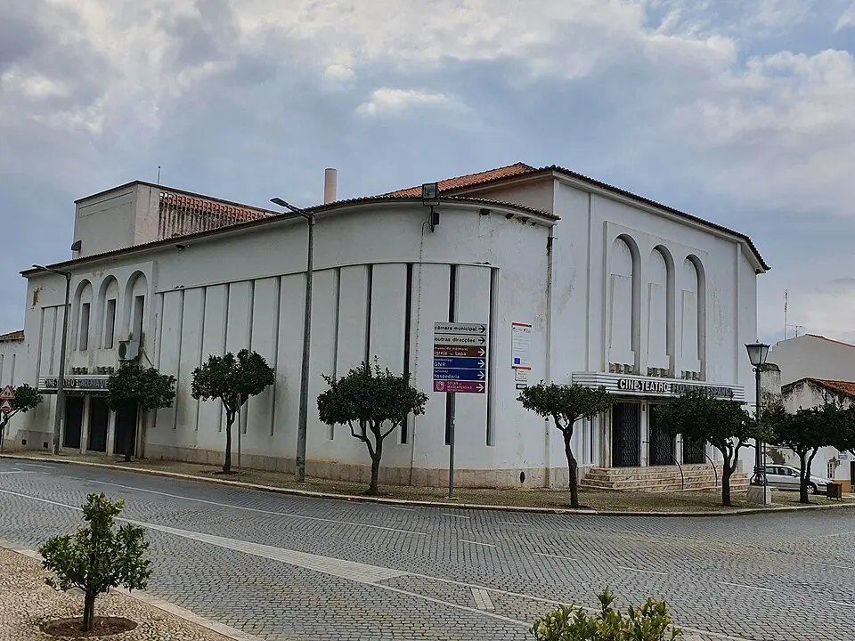 Cine-Teatro Florbela Espanca