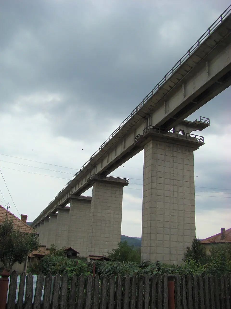 Viaductul Topolog