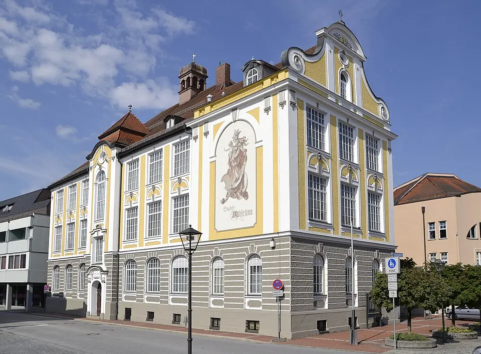 Image: High Contrast · CC BY 3.0 DE Deggendorf City Museum