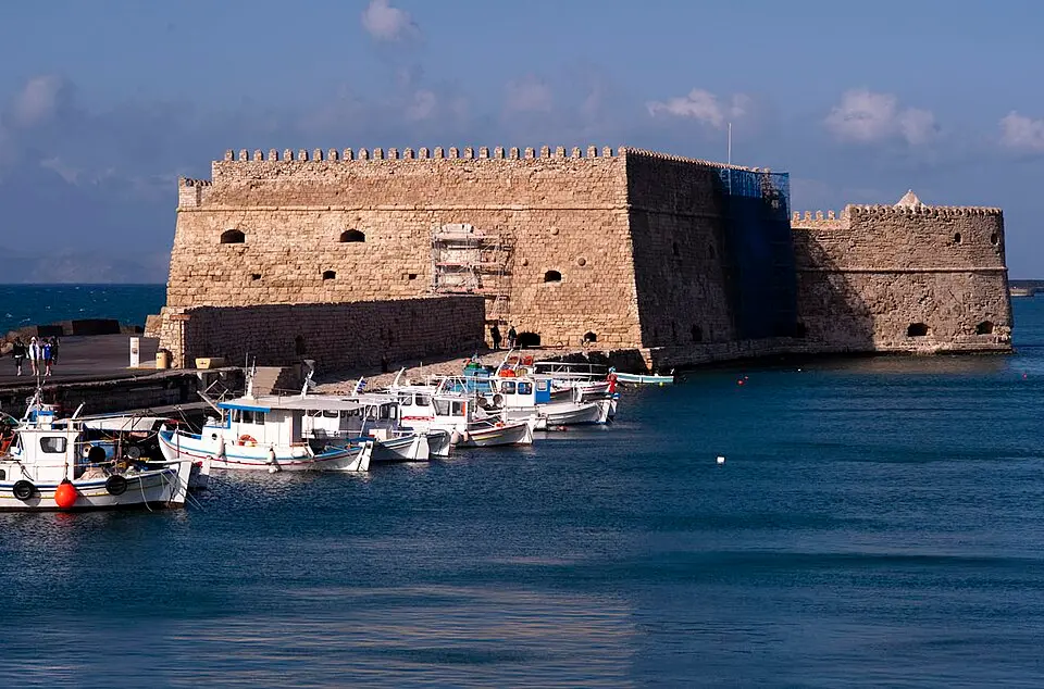Rocca a Mare
