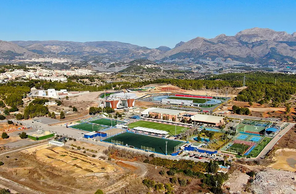 Slika: La Nucia Ayuntamiento · CC BY-SA 4.0 Estadio Olímpico Camilo Cano