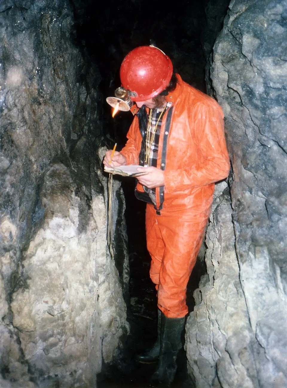 grotte des Fées (Ferrières-sur-Sichon)