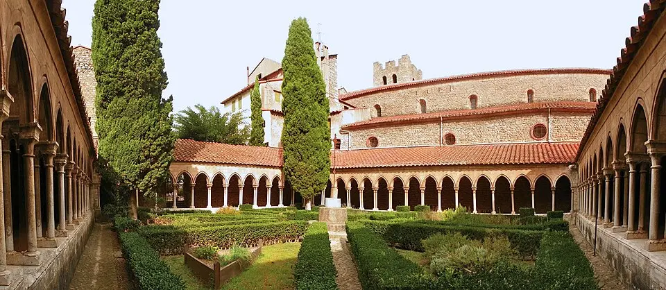 Kláštor Arles-sur-Tech