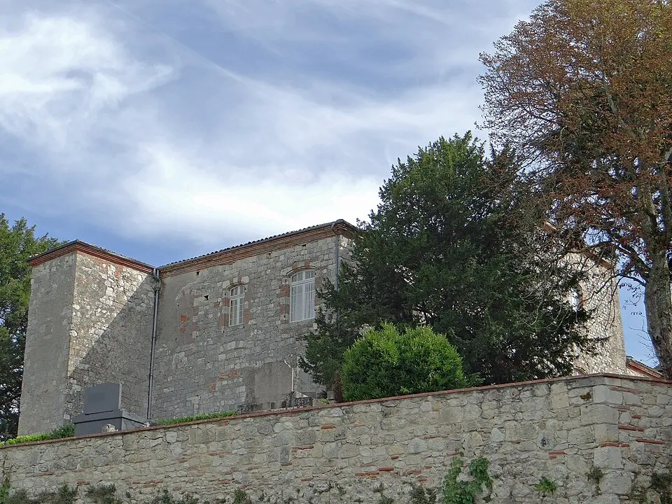 Slika: MOSSOT · CC BY-SA 4.0 château de Clermont-Soubiran