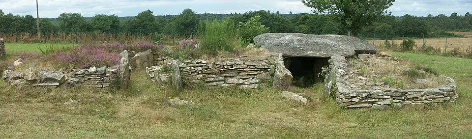 site mégalithique de Larcuste