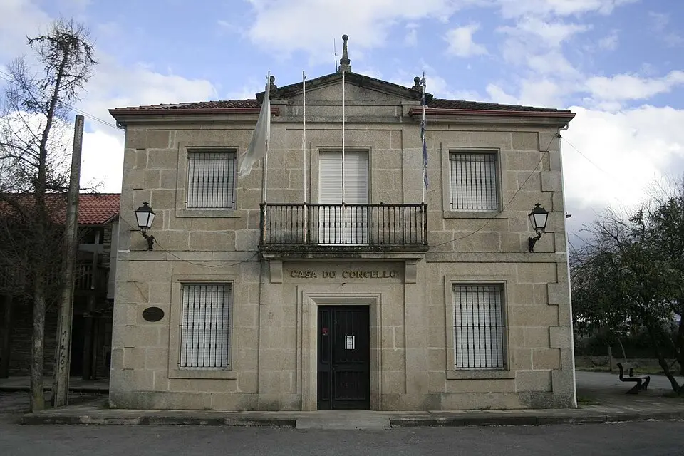 Obrázok: La fabrica de nubes · CC BY-SA 3.0 Castrelo del Valle