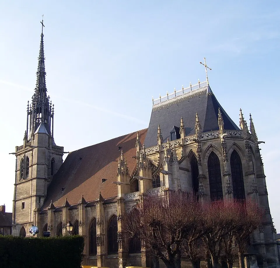 Obrázok: Stanzilla · CC BY 3.0 église Sainte-Foy de Conches-en-Ouche