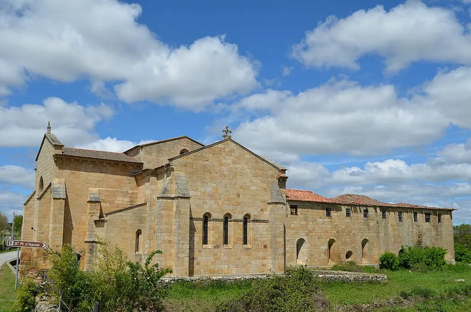 Igreja e Convento de Santa Maria de Aguiar
