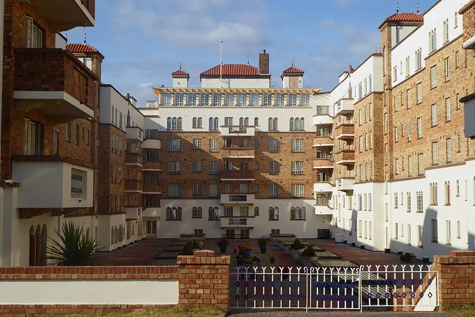 San Remo Towers And Retaining Walls