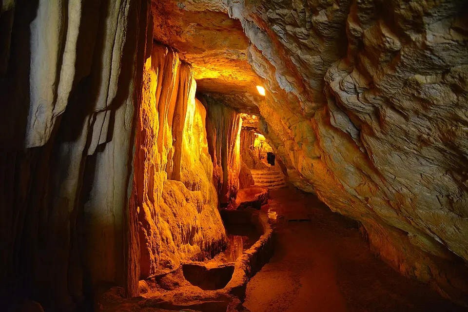 Coves de Sant Miquel