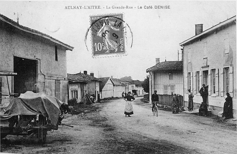 Image: G.Garitan · CC BY-SA 4.0 Aulnay-l'Aître