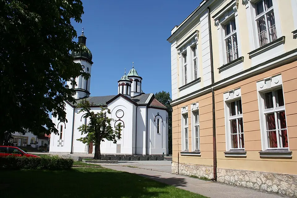 Лознички град