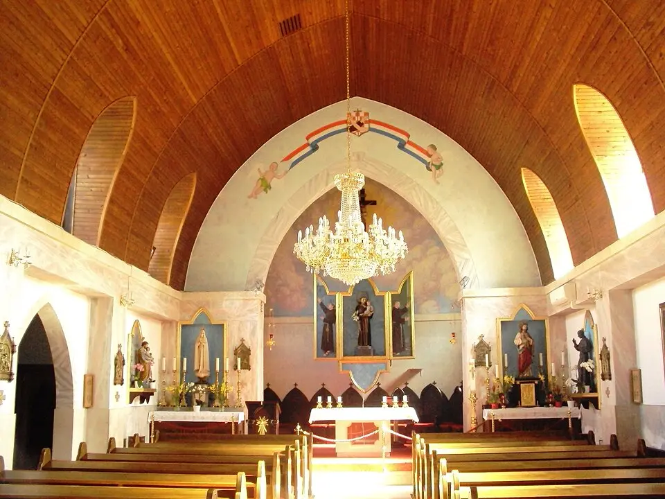 Franjevački samostan i crkva u Bjelovaru
