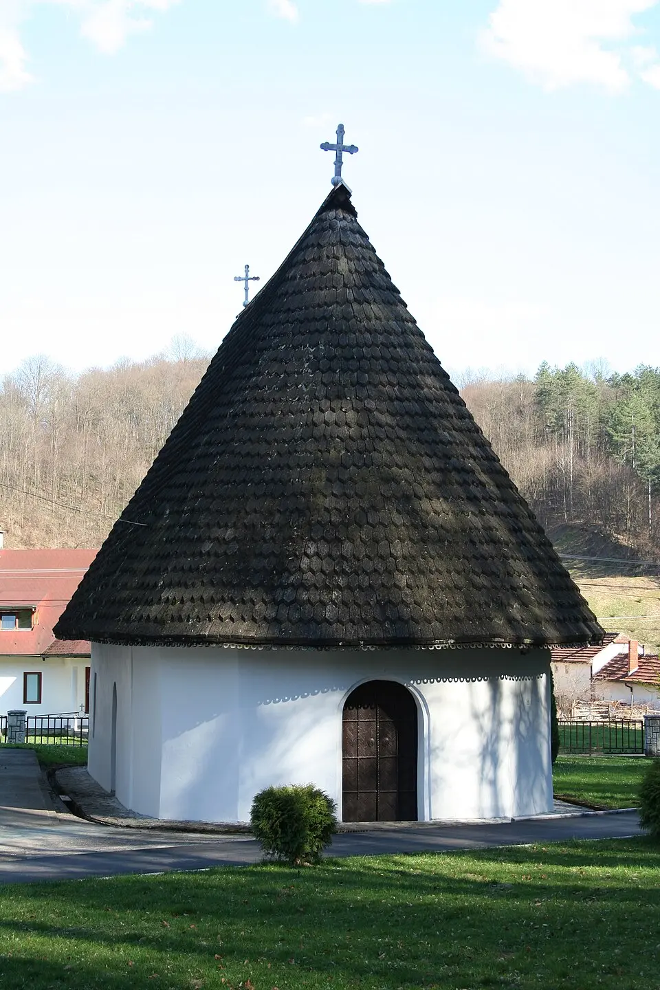 Стара црква у Осечини