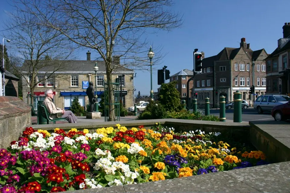 Image: David BROOKER · CC BY-SA 2.0 Crowborough