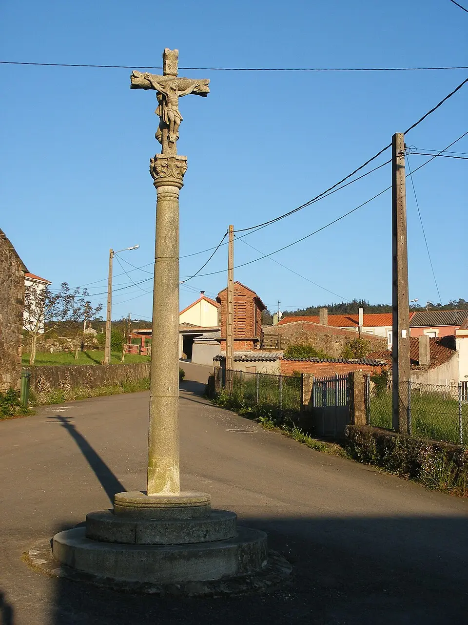 Tella, Ponteceso