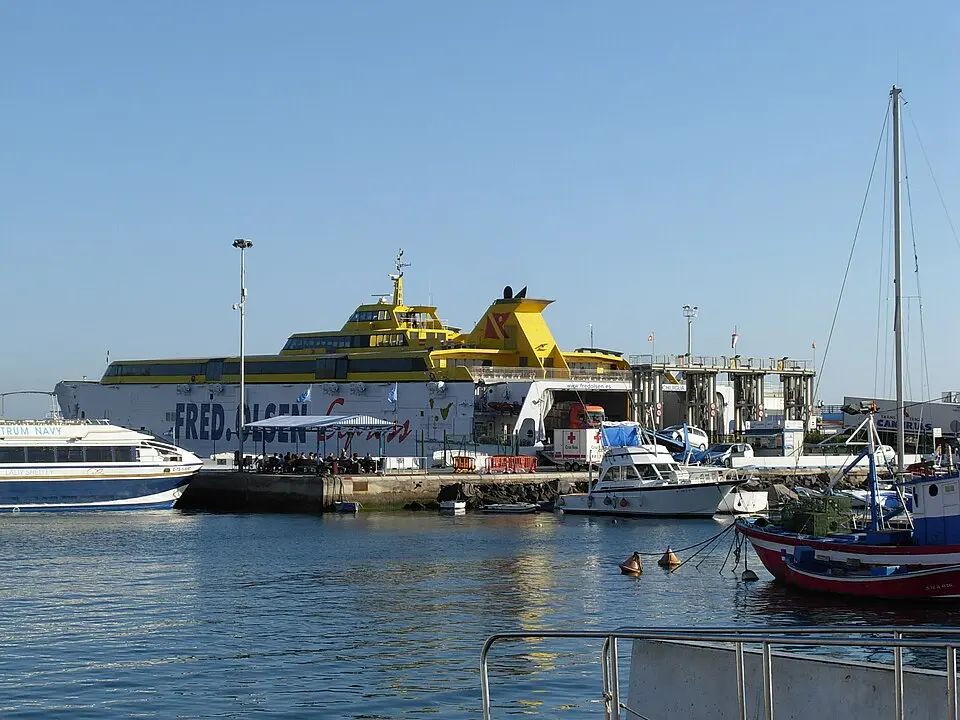 Hafen von Los Cristianos