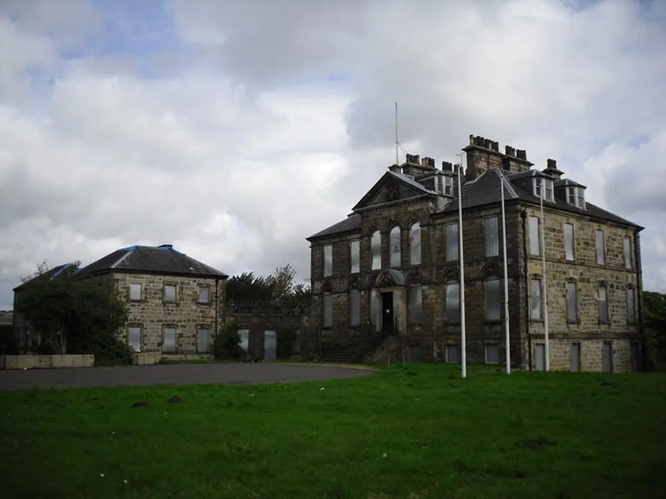 Cumbernauld House