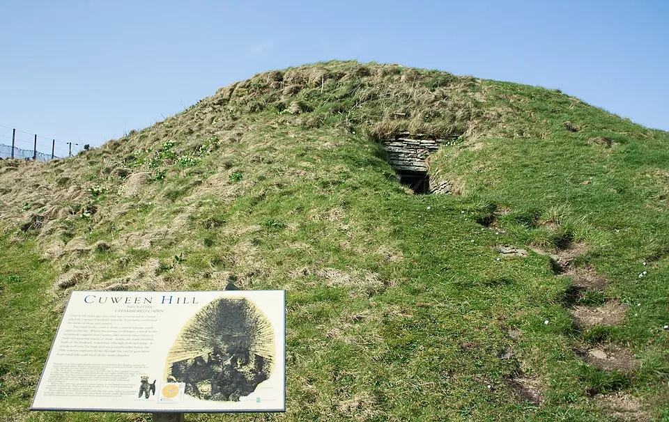 Cuween Hill Cairn