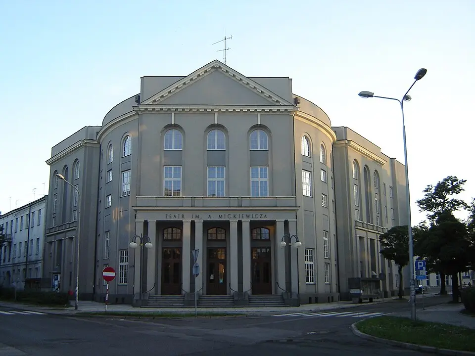 Budynek teatru im. A. Mickiewicza