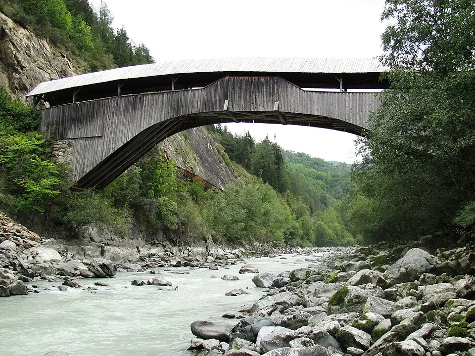 Fußgängerbrücke Urgen