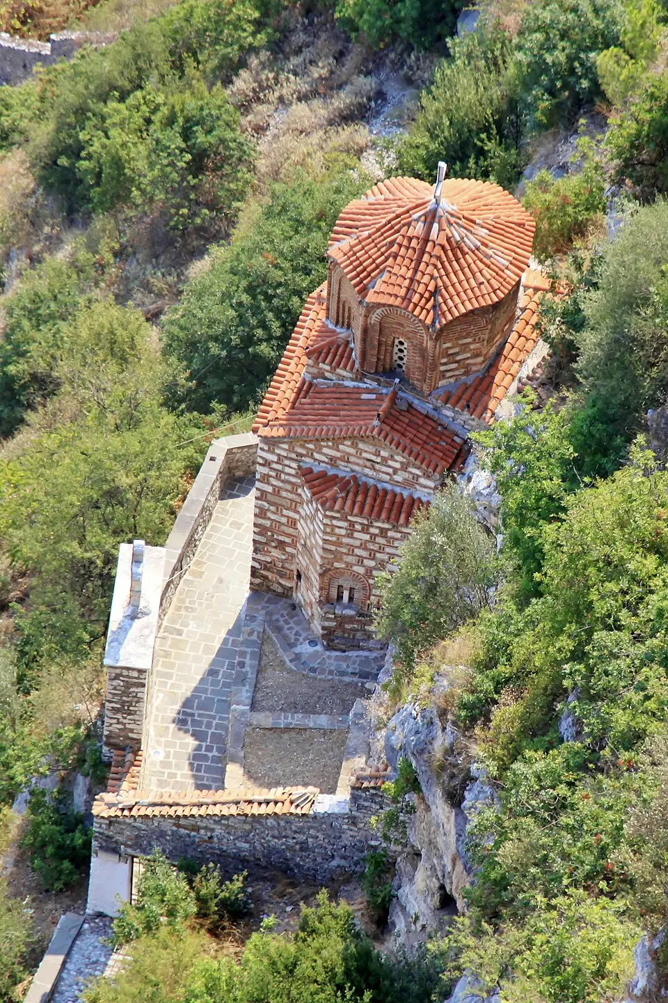 Kisha e Shën Mehillit