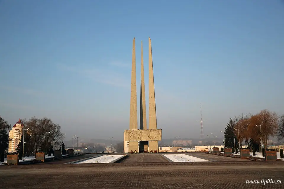 Image: Александр Липилин · CC BY-SA 2.5 Плошча Перамогі