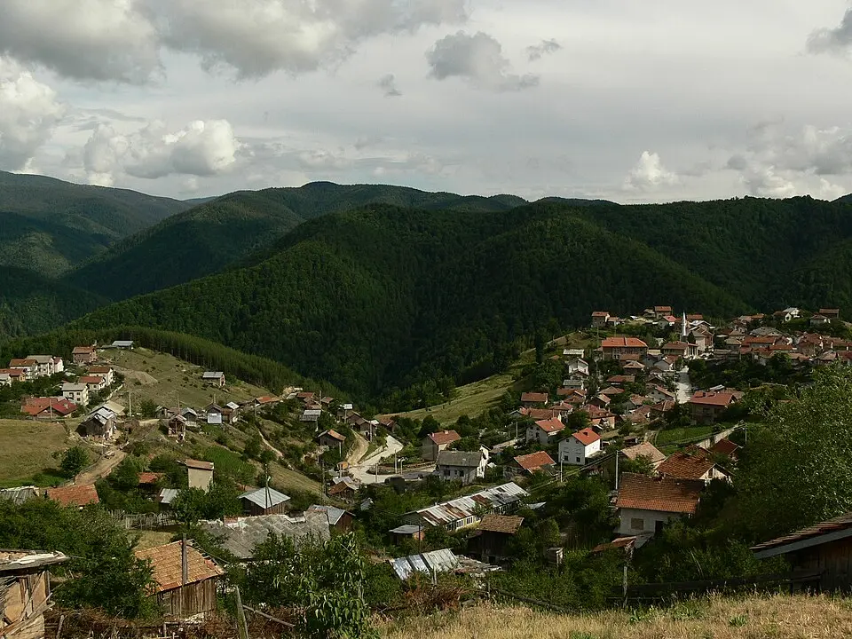 Юндола