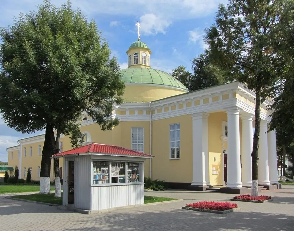 Касьцёл Сьвятога Язэпа і кляштар піяраў