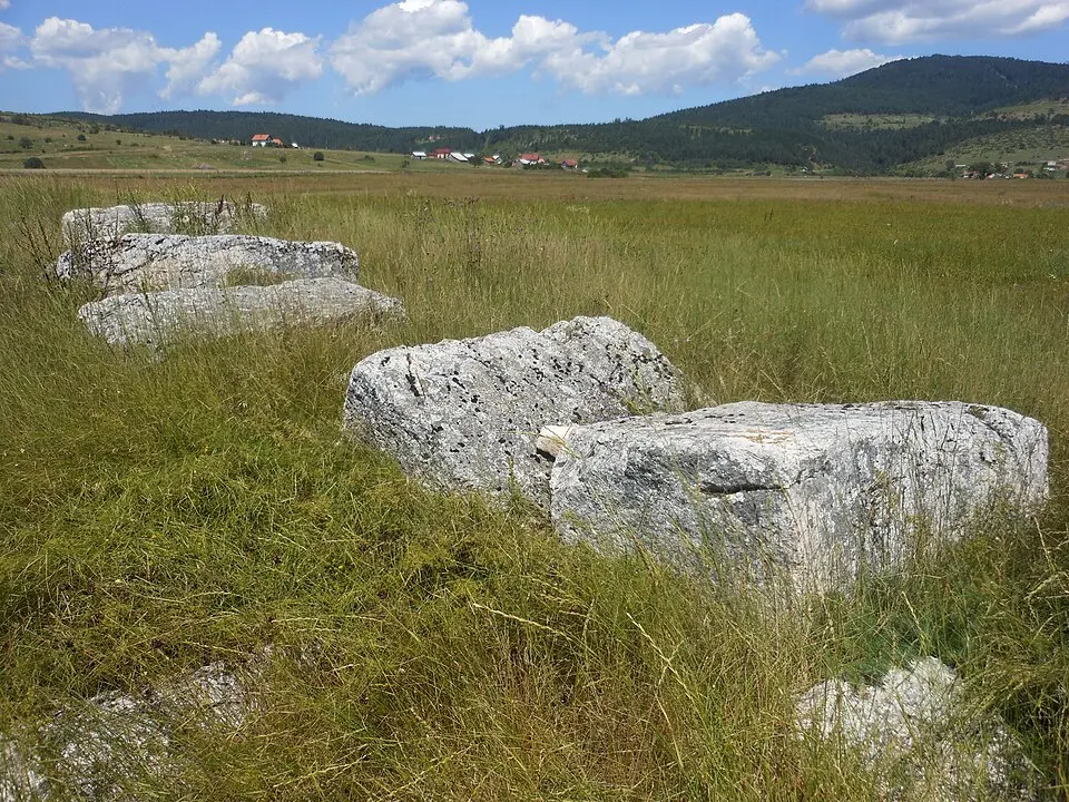 Nekropola u Luburića Polju