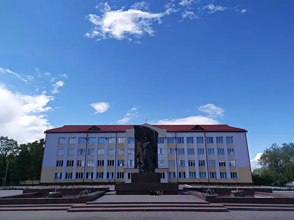 Aktsiabarski