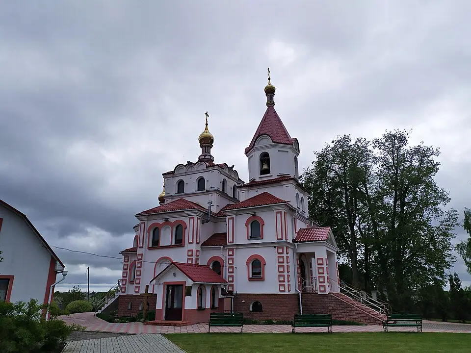 Pryvoĺny