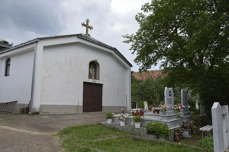 Црква „Св. Атанасиј“ - Извор (селска)