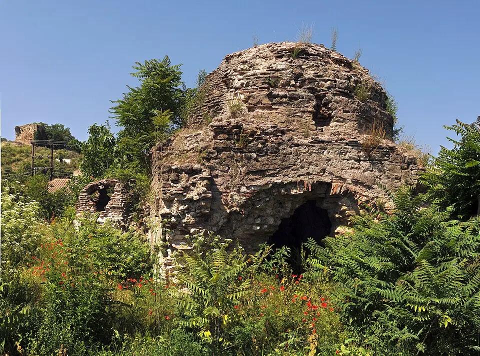 Image: User:Ggia · CC BY-SA 3.0 Hamam of Oruç Paşa