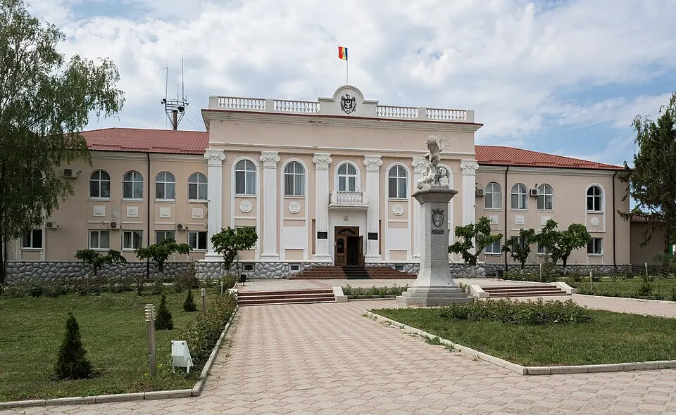 Fălești