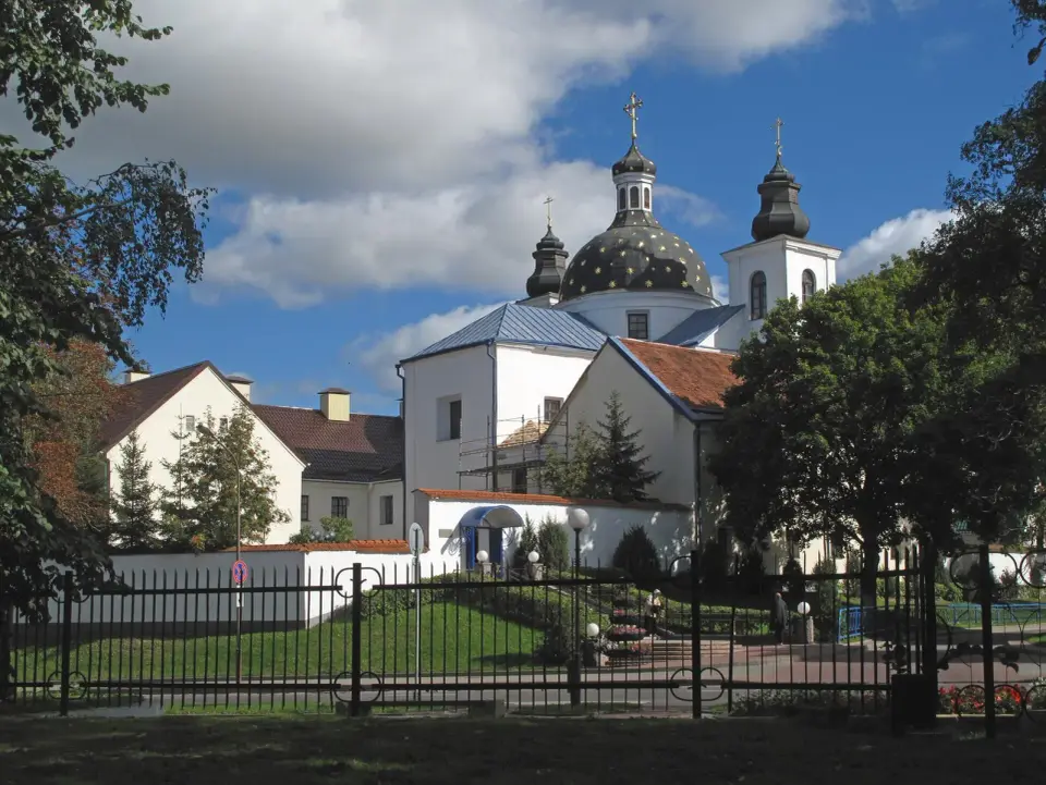 Царква Раства Багародзіцы і манастыр базылянак (Горадня)