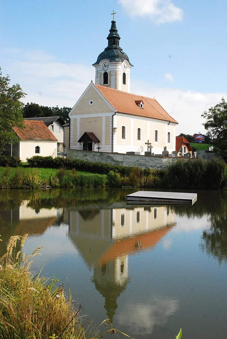 Image: GuentherZ · CC BY-SA 3.0 AT Pfarrkirche Nondorf an der Wild