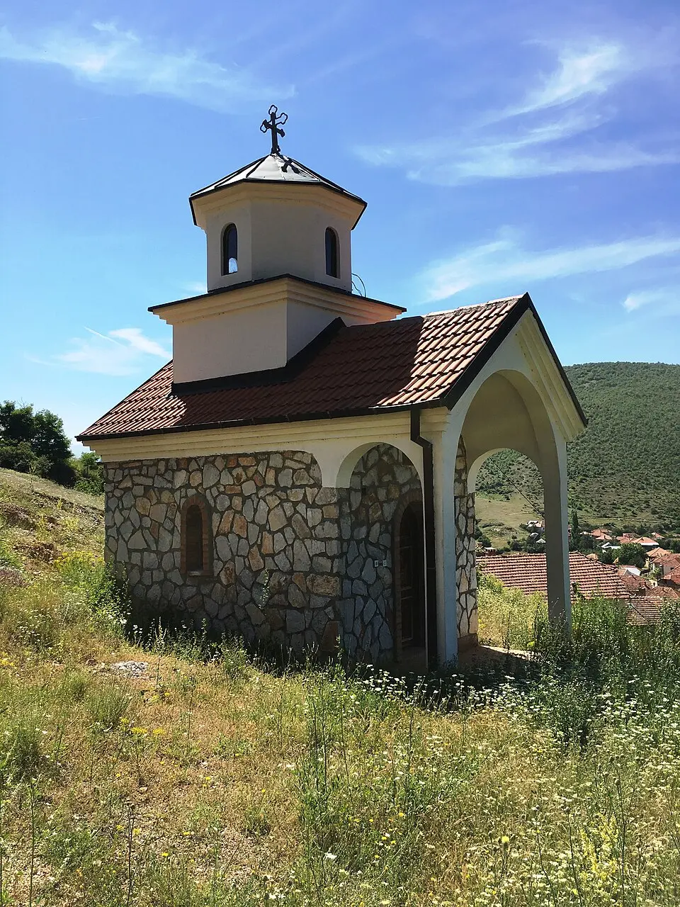 Црква „Св. Јован Крстител“ - Брест