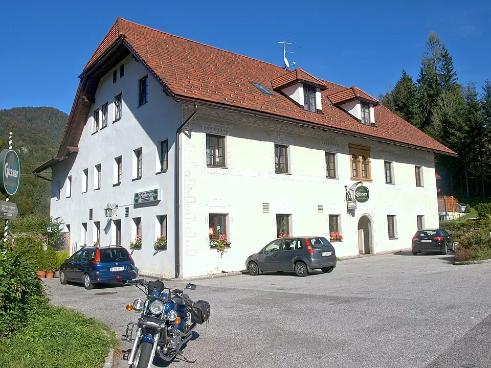 Slika: Grubernst · CC0 Ehem. Posthof