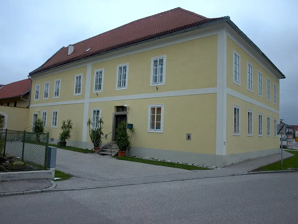 Slika: Grubernst · CC0 Pfarrhof
