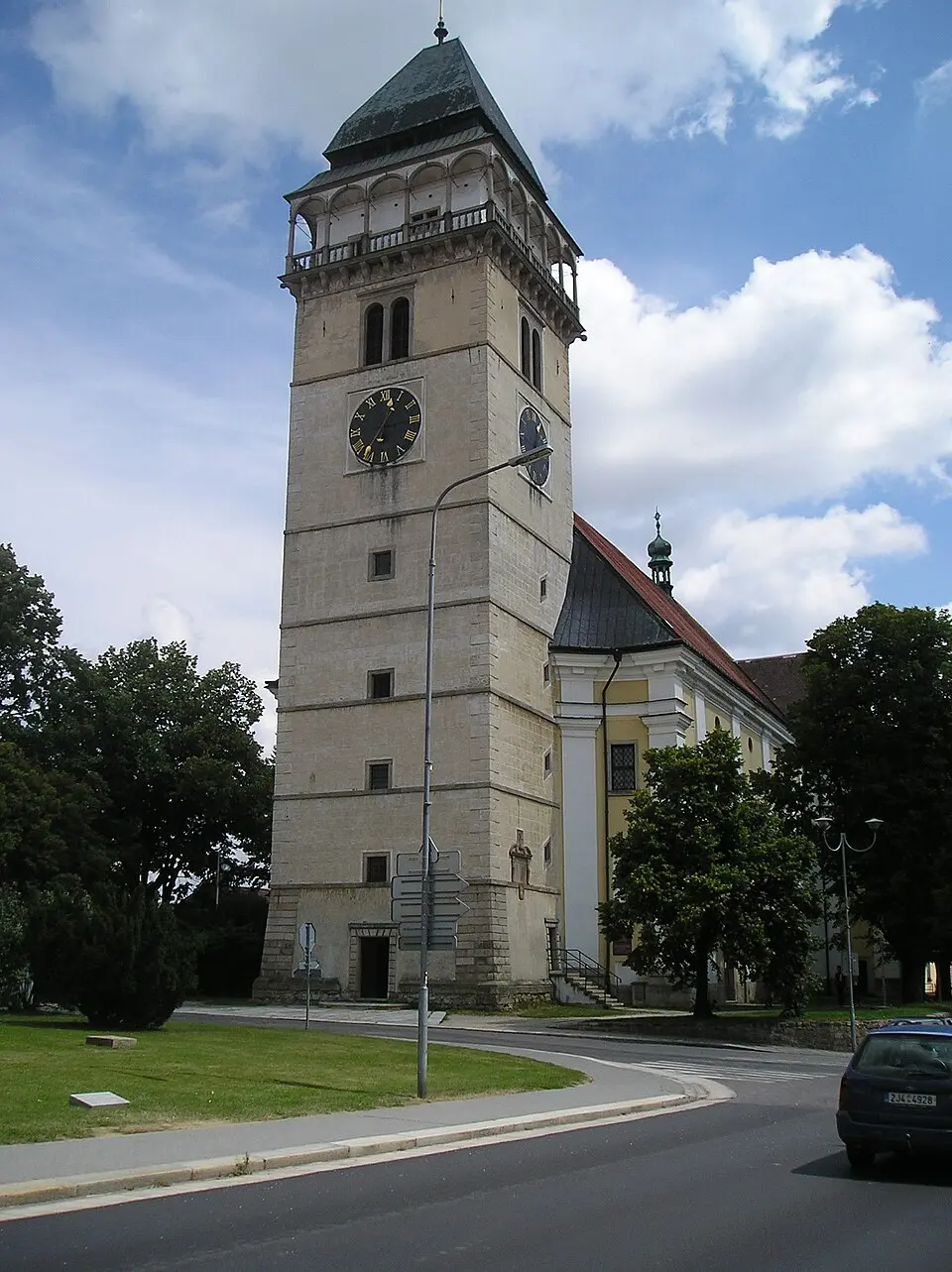 městská věž v Dačicích