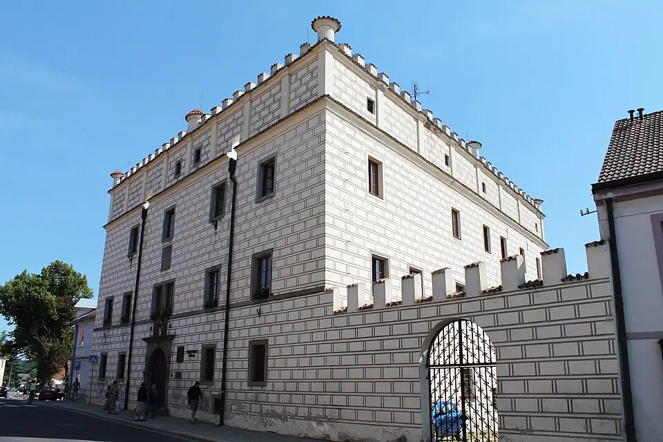 starý zámek Dačice