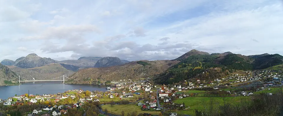 Dale i Fjaler