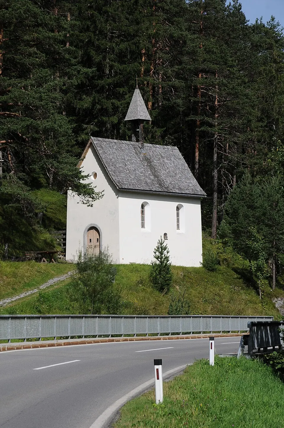 Bild: böhringer friedrich · CC BY-SA 2.5 Kapelle, hl. Anna - Lourdeskapelle