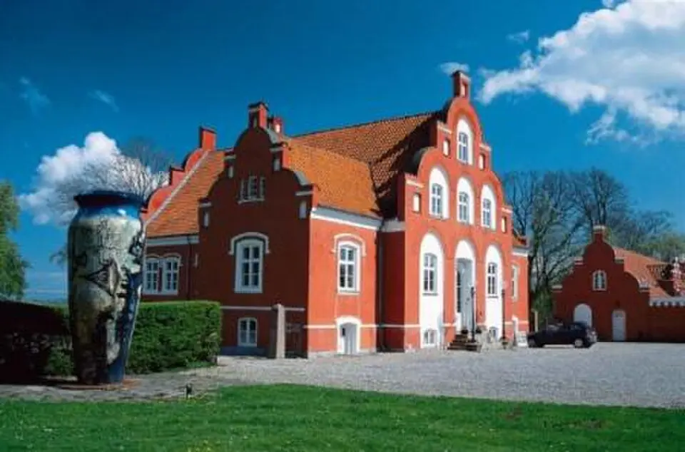 Obrázok: Holst-Schmidt · CC BY-SA 3.0 CLAY Keramikmuseum Danmark