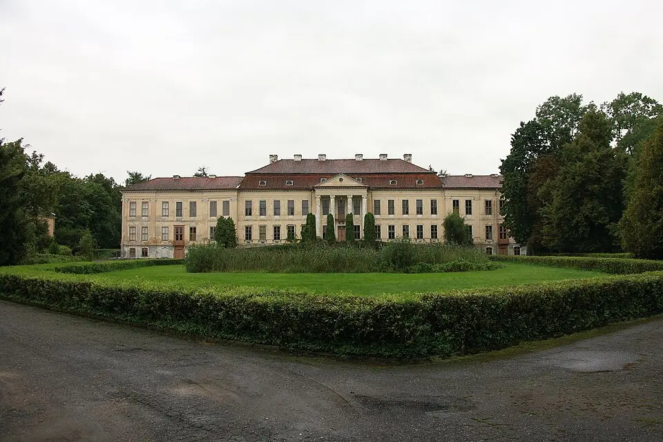 Zespół pałacowy