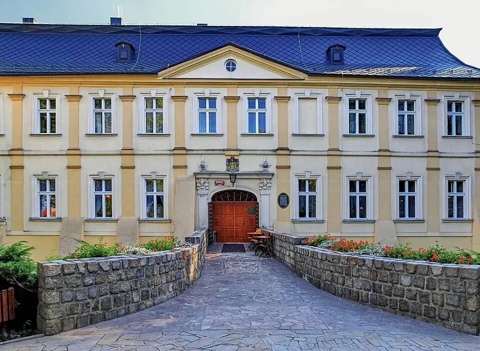 Pałac w Chałupkach